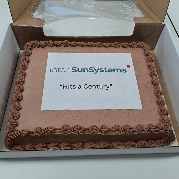 resized 100th Customer Sunsystems Cake