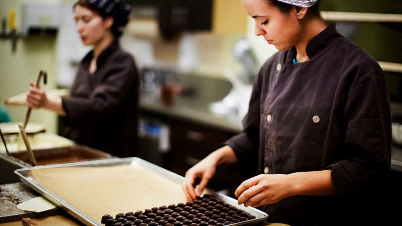 production artisanale de chocolat