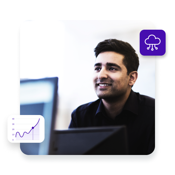 Man-office-behind-computer-screens-Dayinlife