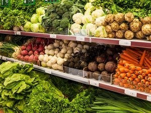 Alimentos y Bebidas