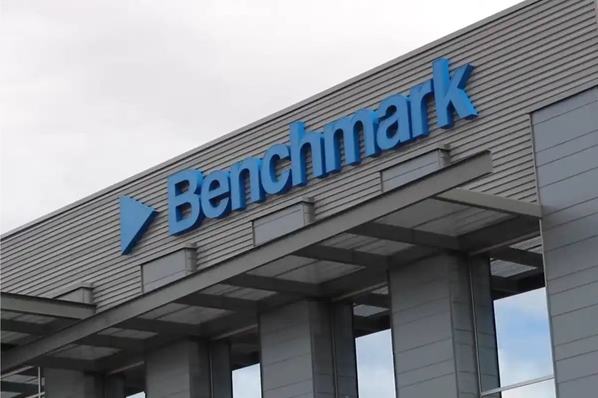 CustomerStory-Benchmark-Electronics_Thumbnail