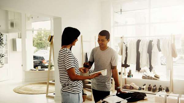 85461323 shopper payment   retail sales online boutique iStock 1707x960